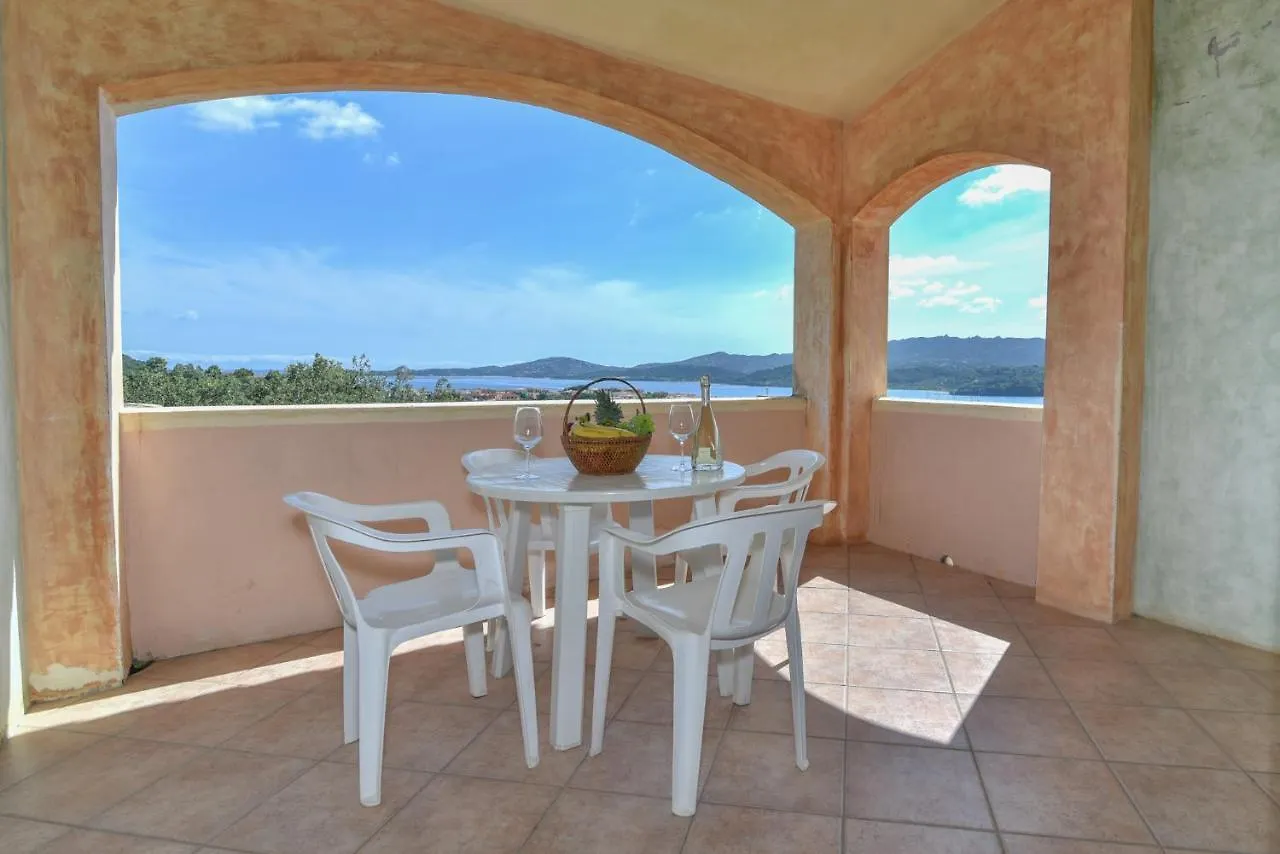 Aparthotel La Costa View Arzachena